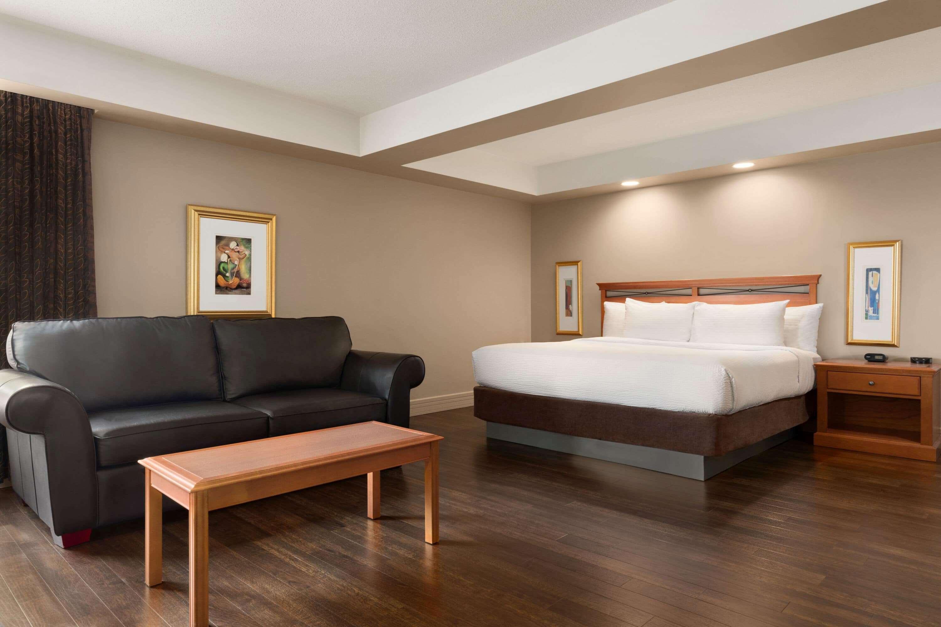 Royal Hotel Calgary, Trademark Collection By Wyndham Dış mekan fotoğraf